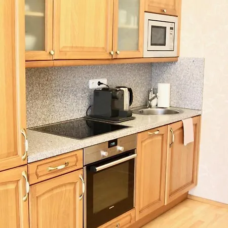 Stylish Riverside Daire *